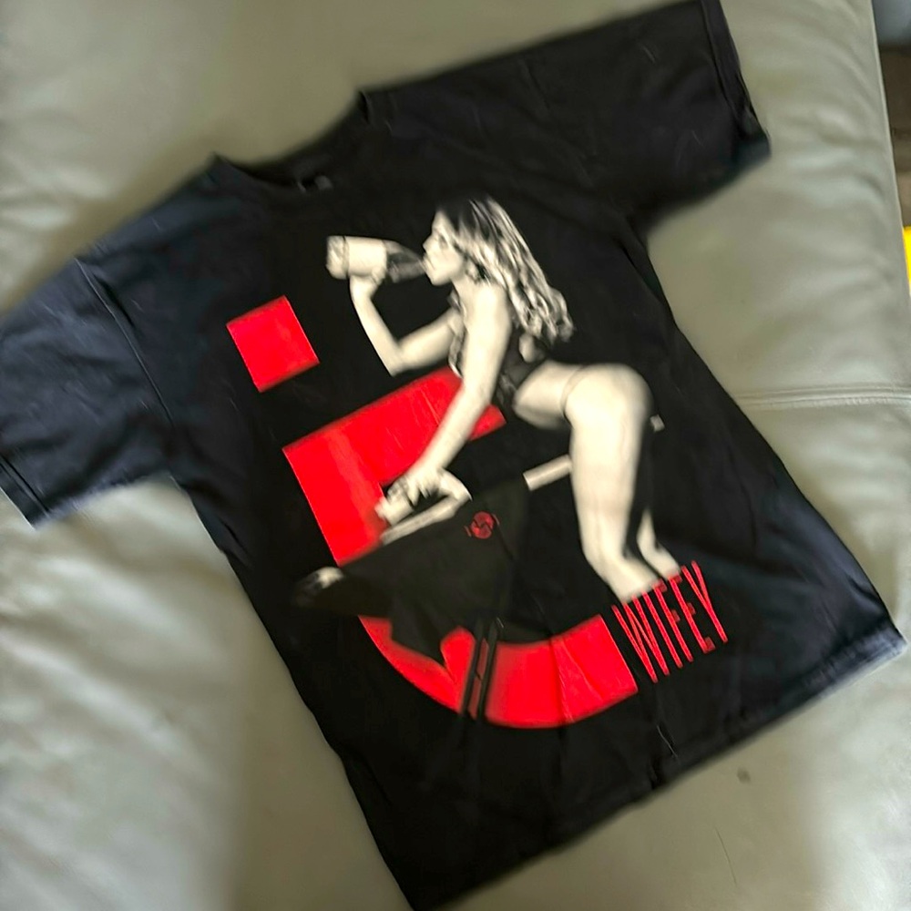 Graphic t shirt